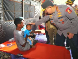 Kapolri Pastikan Bantuan Bencana Erupsi Gunung Lewotobi Laki-Laki Tersalurkan Dengan Baik
