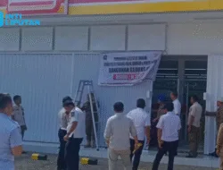 Moratorium Bupati Takalar : Tim Gabungan Segel Dua Bangunan Toko Retail Modern