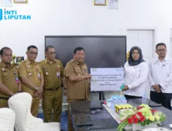 Bupati Takalar Terima Bantuan TJSL dari PT. SGN PG Takalar