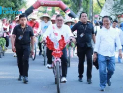 Meriahkan HUT ke-80 Republik Indonesia, Pemkab Takalar Gelar Pawai Sepeda dan Becak Hias
