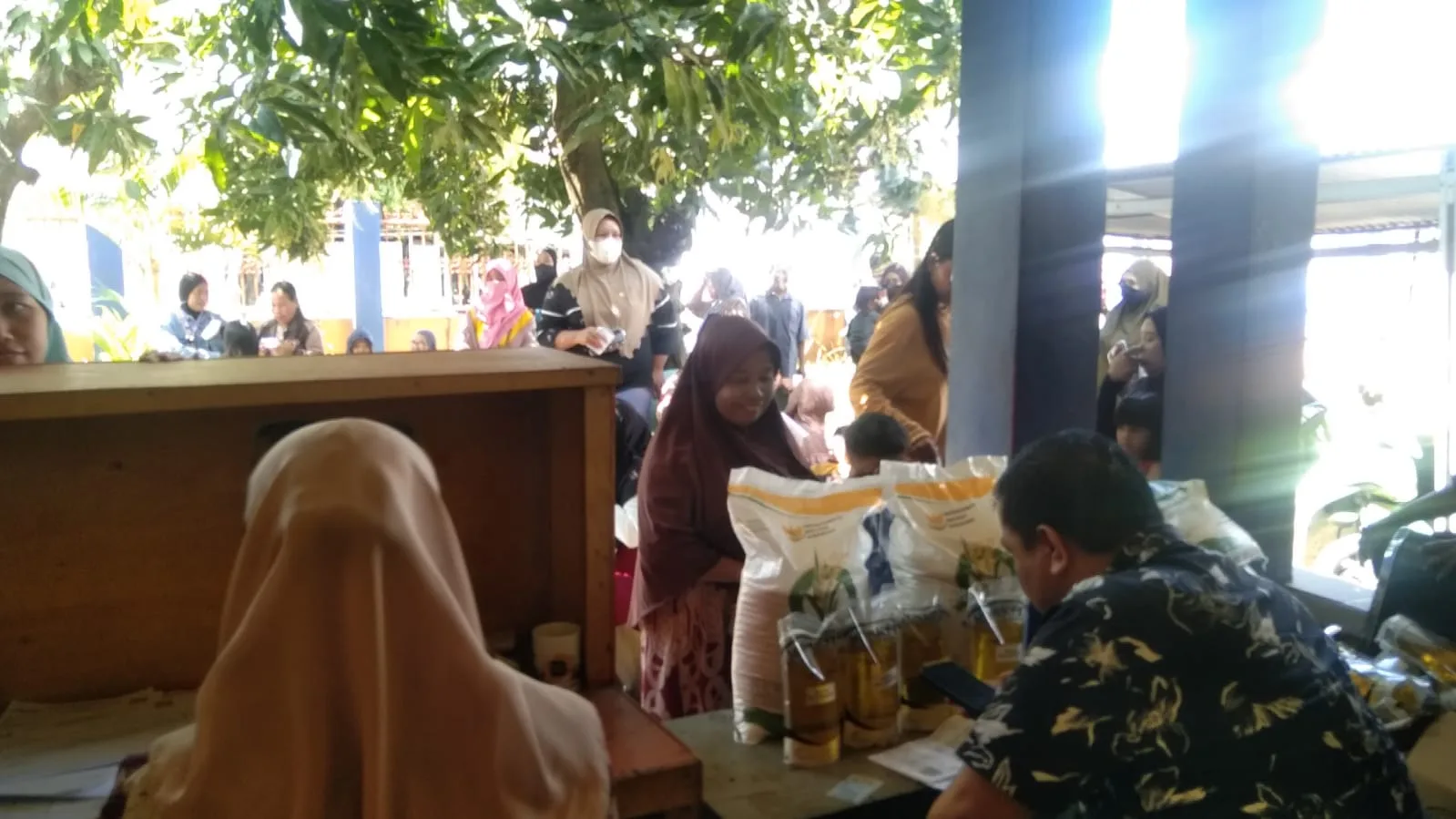 Bansos dan BLT di Barombong diduga tak tepat sasaran karena masalah data Desil.