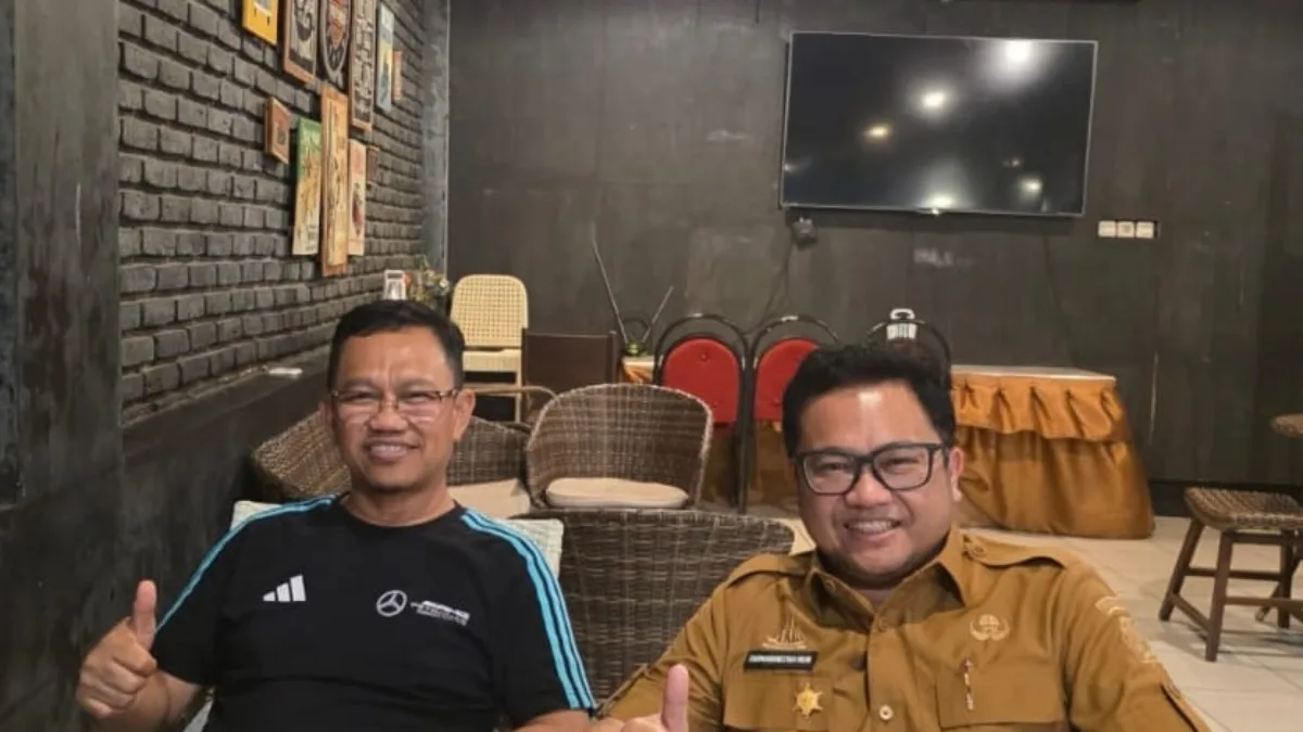 Pertemuan Amir Uskara dan Darmawangsyah Muin.