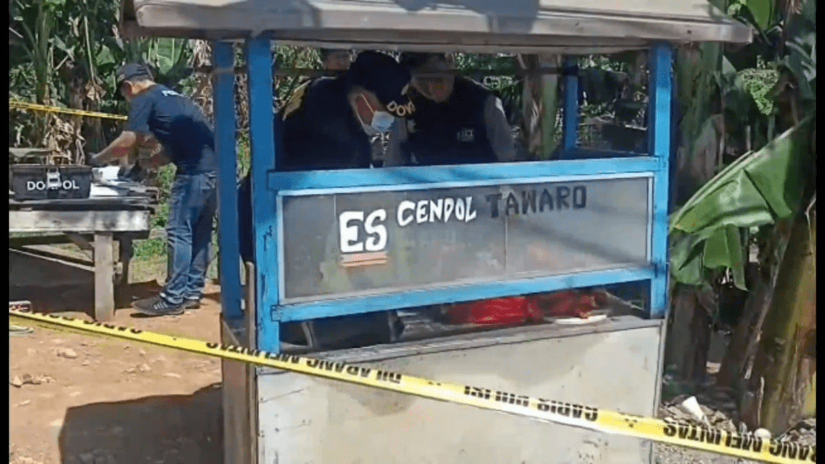 Warga Gowa Temukan Jasad Bayi di Gerobak Es Cendol.