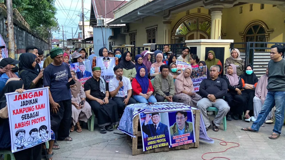 Penegasan warga Tamalanrea dalam aksi Tolak Pembangunan PLTSa Tamalanrea demi mempertahankan ruang hidup.