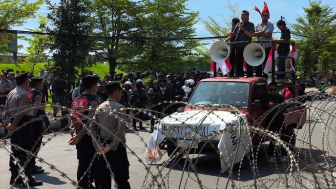 Hak Angket di DPRD Berlanjut, Unjuk Rasa Massa Bupati Gowa Berjalan