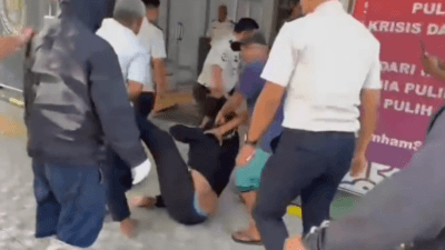 Demo Ricuh di Lapas Bolangi Gowa, Pendemo dan Pegawai Lapas Baku Hantam