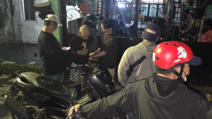 Kesal Dikira Diteriaki, Anggota Geng Motor Busur Leher Korban, Pelaku Berhasil Di tangkap Polsek Rappocini Makassar