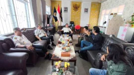 Kepala Kanwil Ditjenpas Sulsel Mulyadi menggelar Audiensi dengan IJTI Pengda Sulsel di ruang kerja Kanwil Ditjenpas Sulsel.