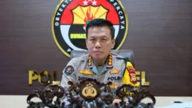 Laporan yang sebelumnya diajukan ke Bareskrim Polri itu telah dilimpahkan ke Polda Sulsel karena lokasi dugaan tindak pidana beserta para pihak yang terkait berada di wilayah hukum kepolisian setempat.