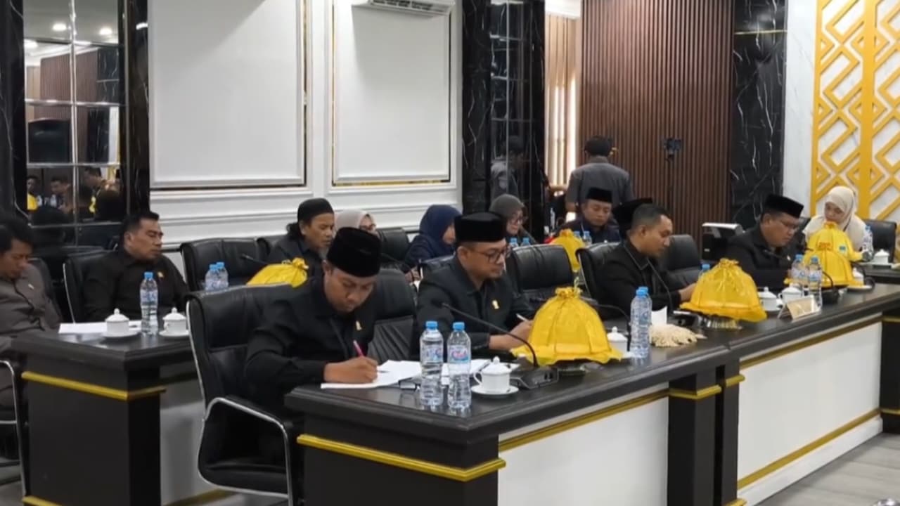 Suasana Sidang Pansus Hak Angket DPRD Gowa
