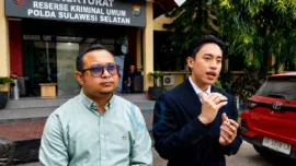 Khairul Aco hadir memenuhi panggilan penyidik didampingi kuasa hukumnya, Sangun Ragahdo Yosodiningrat.